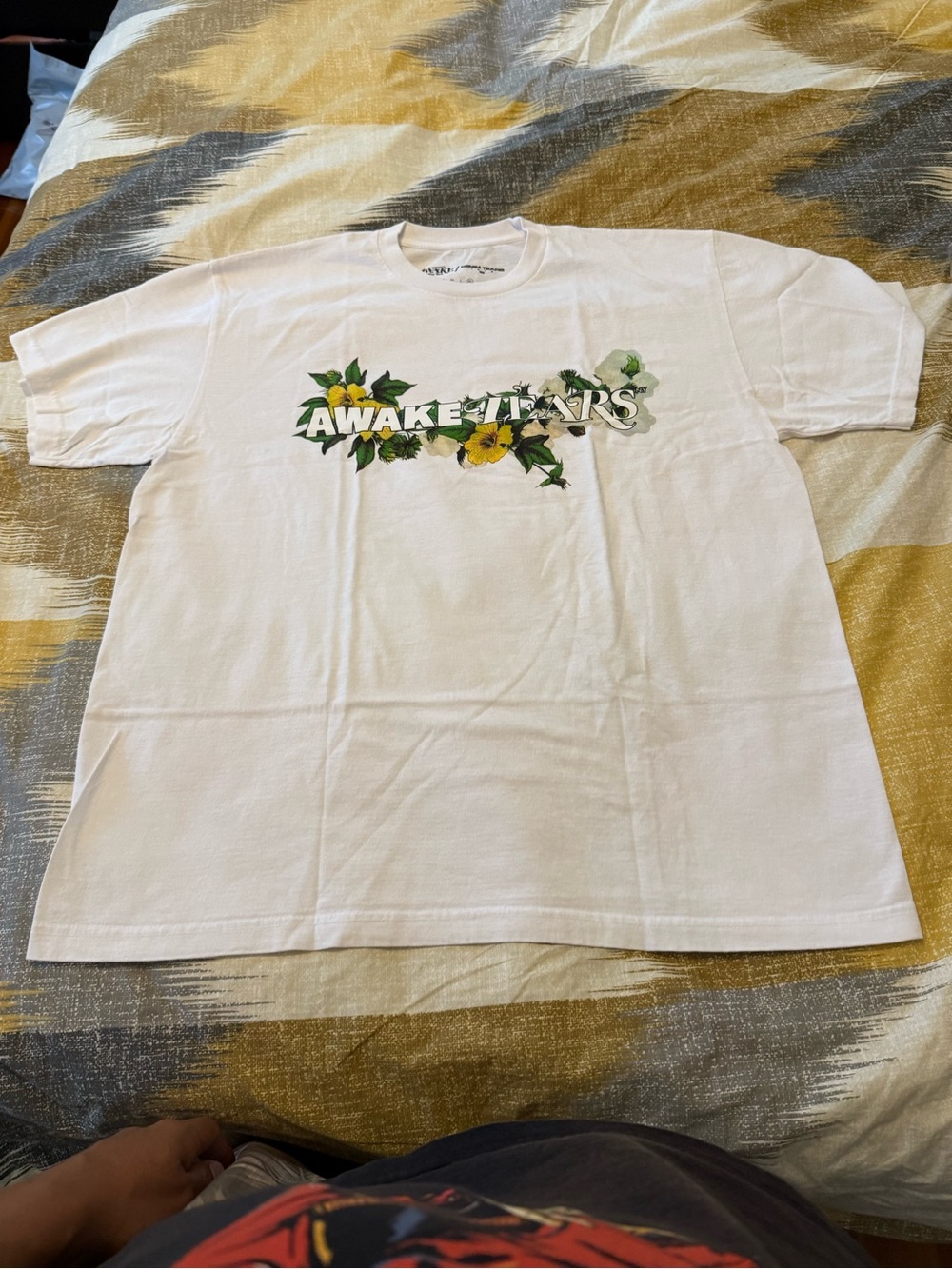 Denim Tears Awake NY Men's White Floral Logo T-Shirt size XL